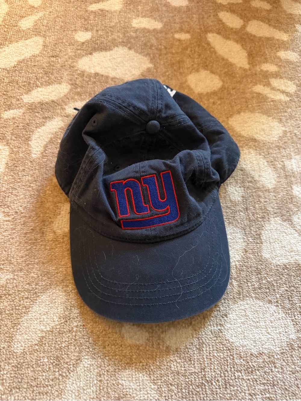 New York Giants Navy Baseball Cap with Red Embroidered NY Logo